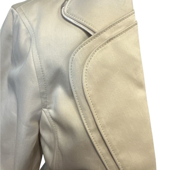 White Black Market,Elegant Cream Women's Blazer with Button Accents - Picture 3 of 12